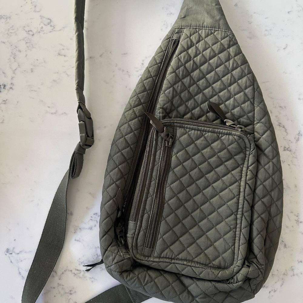Vera Bradley Sling Handbag Purse Quilted Crossbody Bag